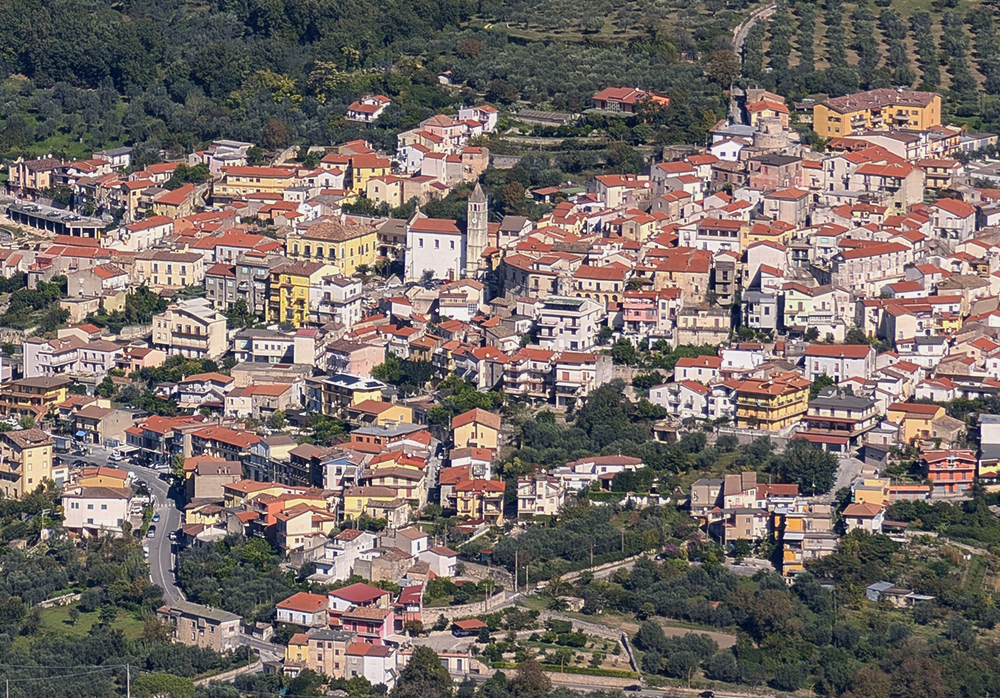 noleggio camion vela capriati a volturno